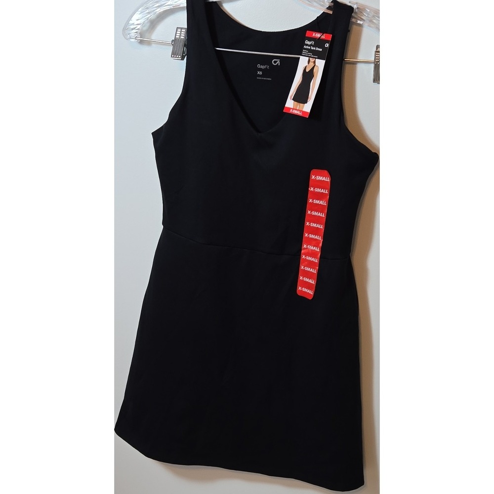 GapFit Black‎ Knit Tank Active Dress XS Moisture Wicking Shelf Bra Inner Short